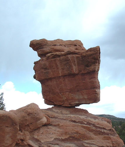 Balancing Rock.jpg 54.3K